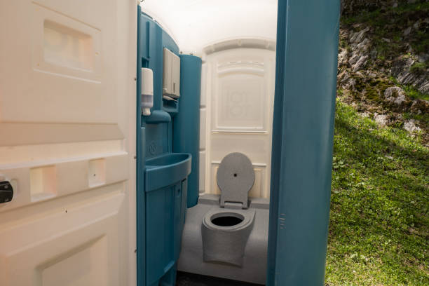 Best Luxury portable toilet rental  in Rson, CA